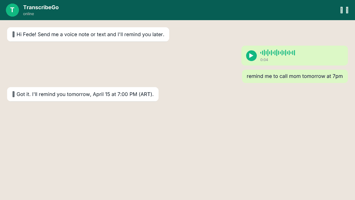 Chat di WhatsApp che mostra un utente che invia un promemoria vocale a TranscribeGo